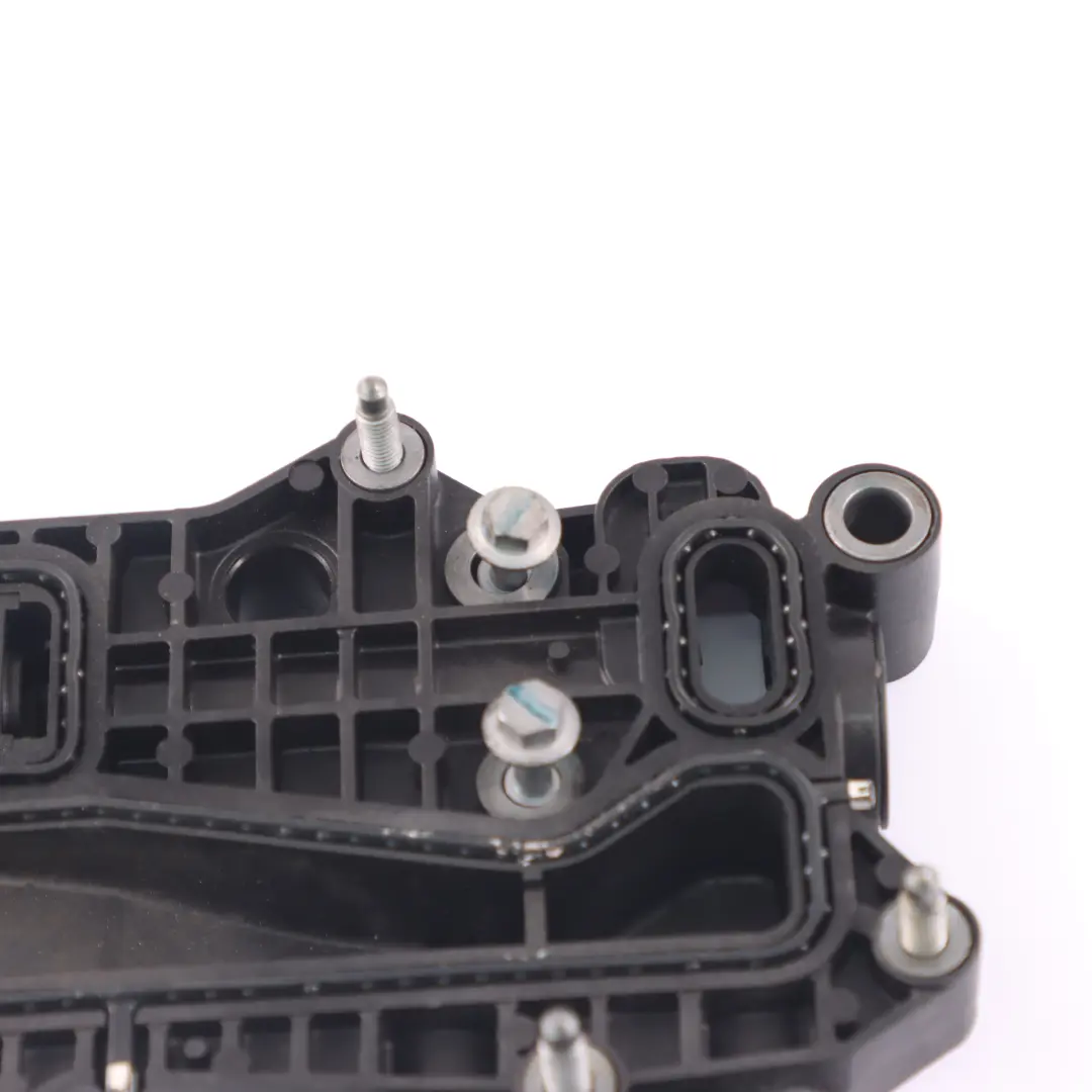  Refroidisseur d'huile Base Mercedes W205 OM626 d'huile Boîtier filtre - SKU A6261800011 - Numéro de pièce A6261800011