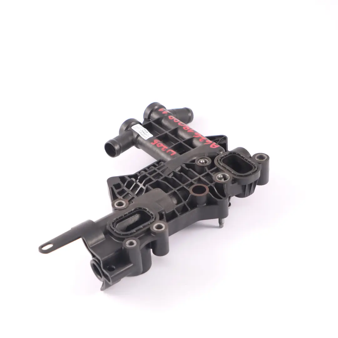 Refroidisseur d'huile Base Mercedes W205 OM626 d'huile Boîtier filtre pour à propos du numéro de pièce A6261800011 Refroidisseur d'huile Base Mercedes W205 OM626 d'huile Boîtier filtre - SKU A6261800011 - Numéro de pièce A6261800011