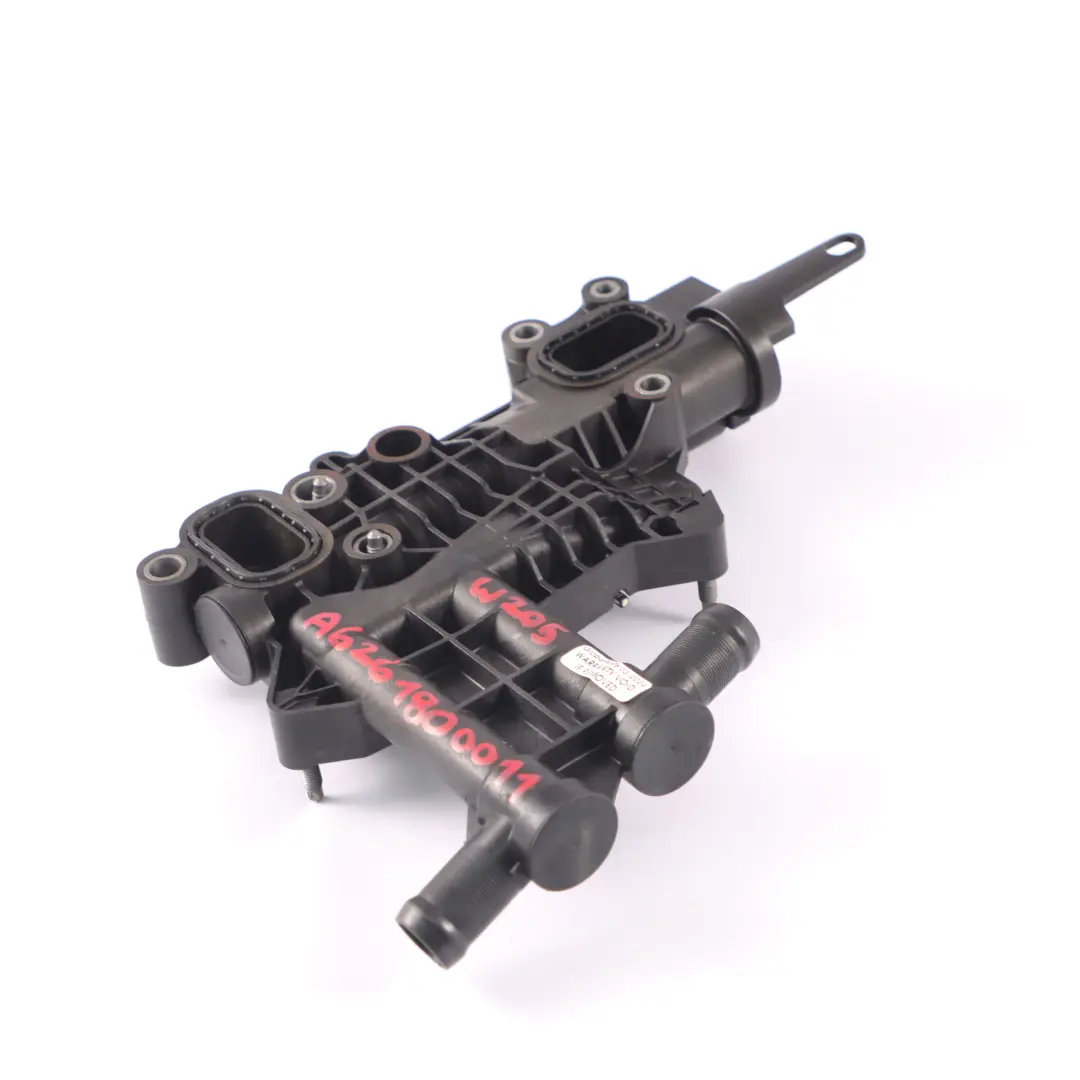 Refroidisseur d'huile Base Mercedes W205 OM626 d'huile Boîtier filtre pour à propos du numéro de pièce A6261800011 Refroidisseur d'huile Base Mercedes W205 OM626 d'huile Boîtier filtre - SKU A6261800011 - Numéro de pièce A6261800011