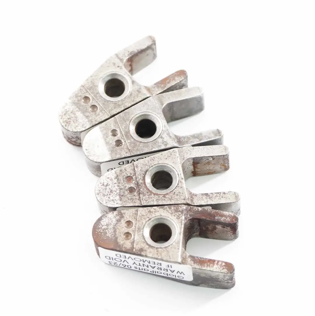 Mercedes W211 W639 OM646 Set di supporti per iniettori carburante - SKU A6290160038 - Numero di parte A6290160038