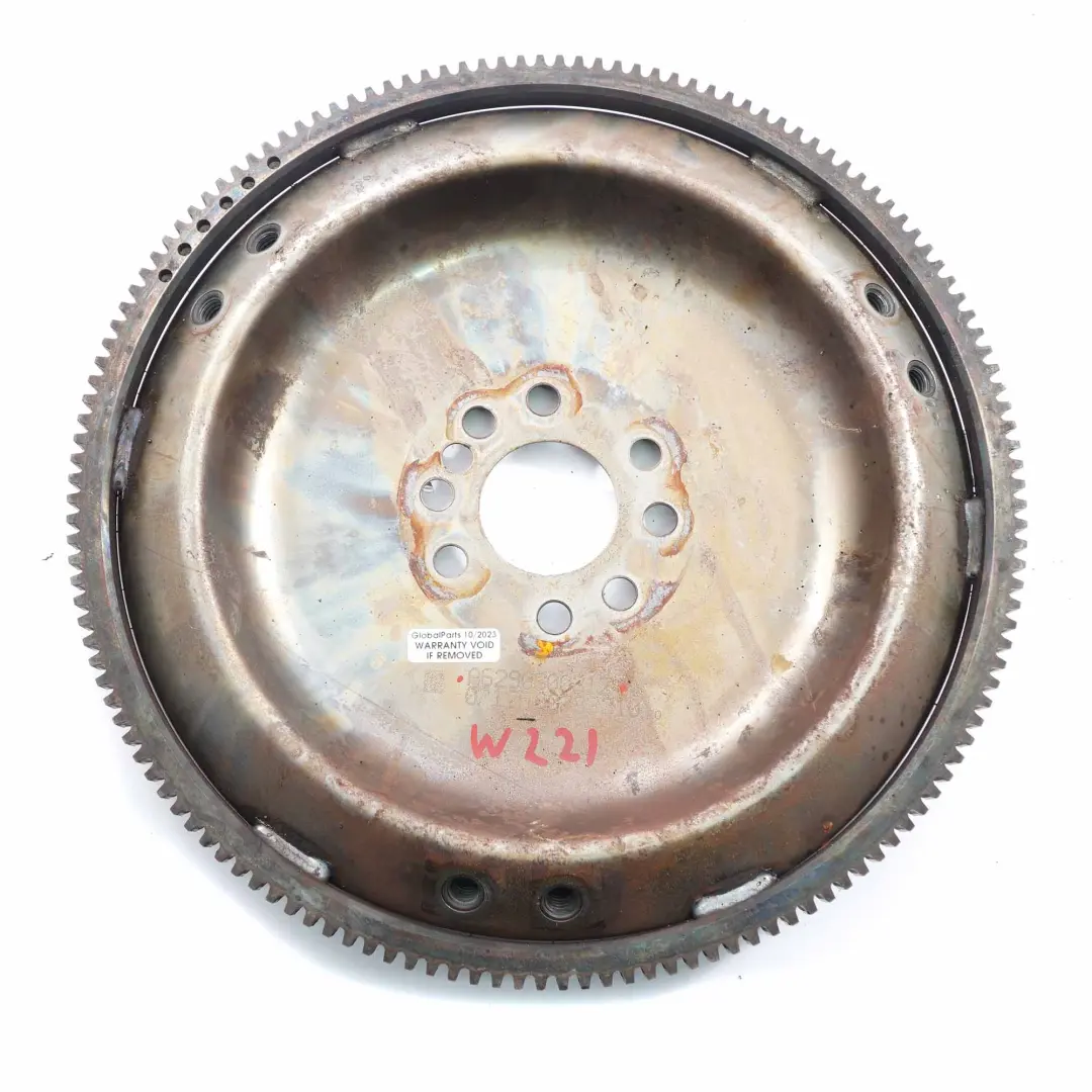 OM642 Koło Zamachowe do Mercedes W221 o numerze A6290300312 Mercedes W221 OM642 Koło Zamachowe - SKU A6290300312 - Numer Części A6290300312