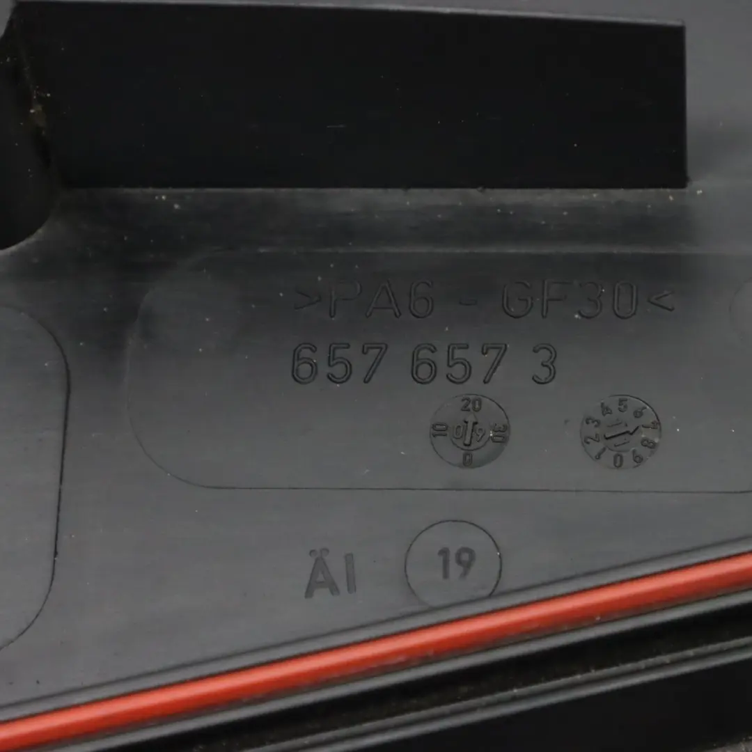 Coperchio motore Mercedes ML W164 W211 W221 OM629 Pannello filtro per con numero di parte A6290900201 Coperchio motore Mercedes ML W164 W211 W221 OM629 Pannello filtro - SKU A6290900201 - Numero di parte A6290900201