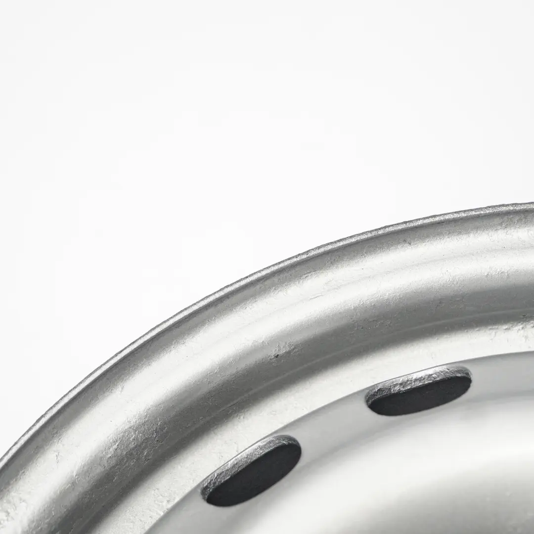 Argento Cerchio in acciaio 15" ET:60 5,5J per Mercedes Vito W638 con numero di parte A6384011501 Mercedes Vito W638 Argento Cerchio in acciaio 15" ET:60 5,5J - SKU A6384011501 - Numero di parte A6384011501