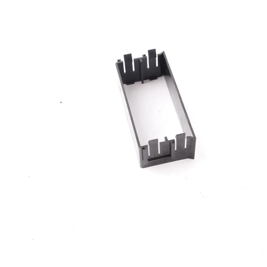 Sicherungskasten Einheit Halterung Rahmen für Mercedes W639 W638 W906 mit Teilenummer A6385450319 Mercedes W639 W638 W906 Sicherungskasten Einheit Halterung Rahmen - SKU A6385450319 - Teilenummer A6385450319