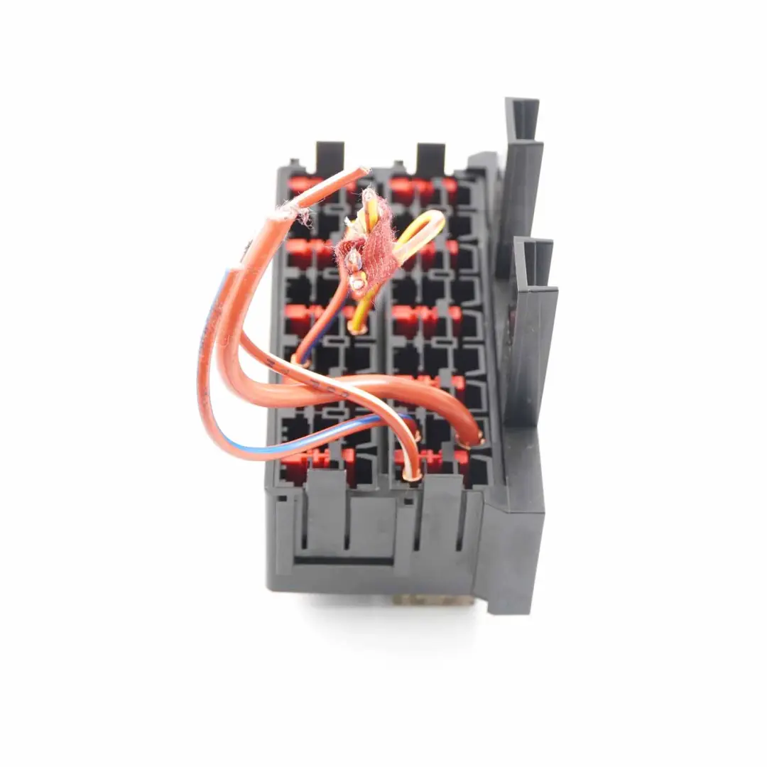 Terminal Batería Fusibles Unidad Control Módulo para Mercedes W639 W906 con número de pieza A6385454440 Mercedes W639 W906 Terminal Batería Fusibles Unidad Control Módulo - SKU A6385454440 - Número de pieza A6385454440