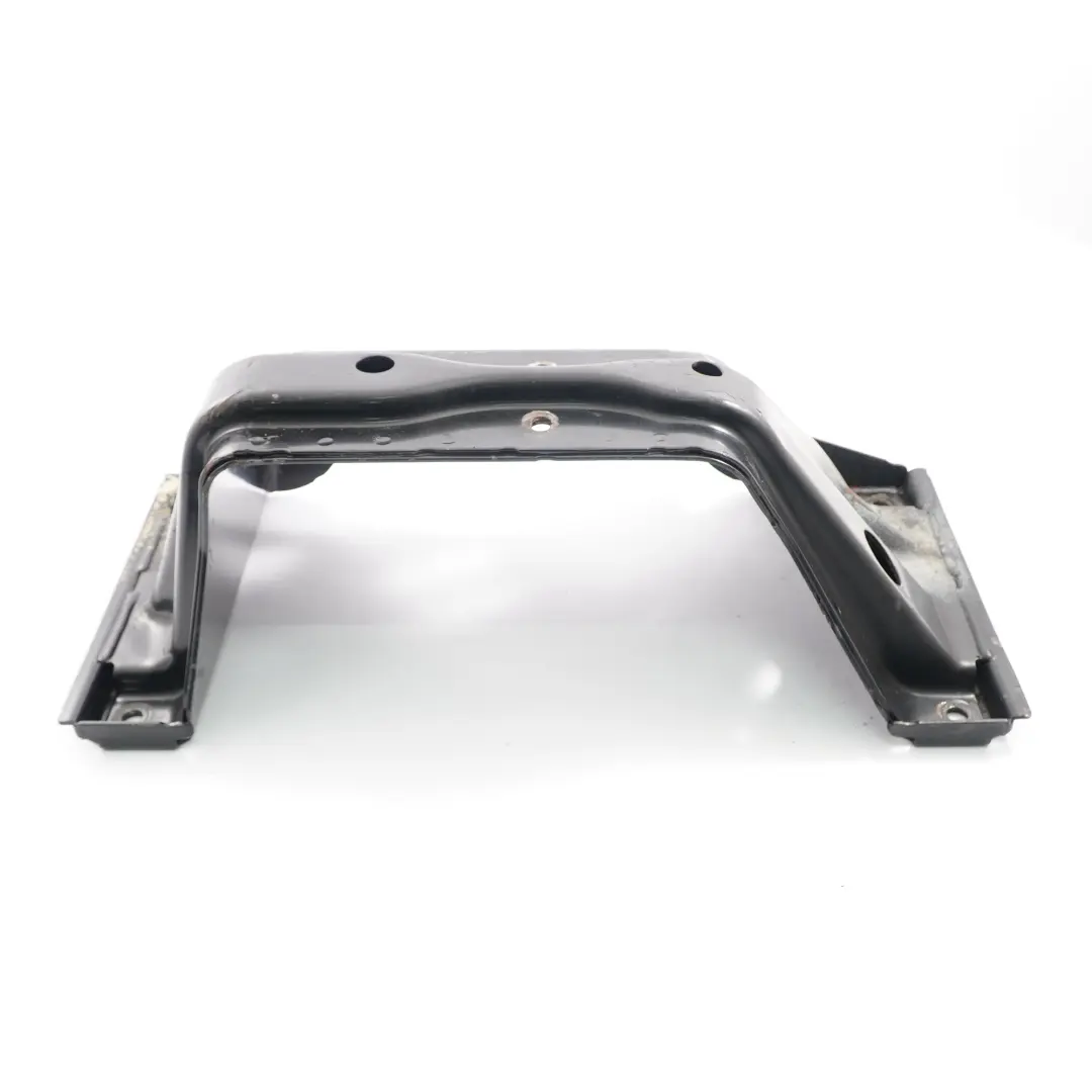 Mercedes W639 Support Couvercle Roulement - SKU A6392420701 - Numéro de pièce A6392420701