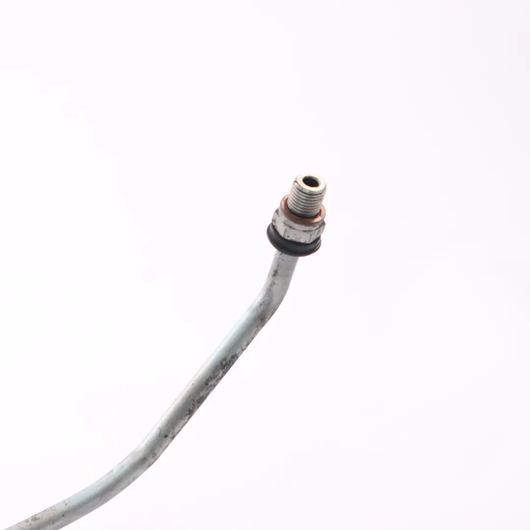 OM651 Tuyau d'huile Refroidisseur de boîte de vitesses pour Mercedes W639 à propos du numéro de pièce A6392713396 Mercedes W639 OM651 Tuyau d'huile Refroidisseur de boîte de vitesses - SKU A6392713396 - Numéro de pièce A6392713396