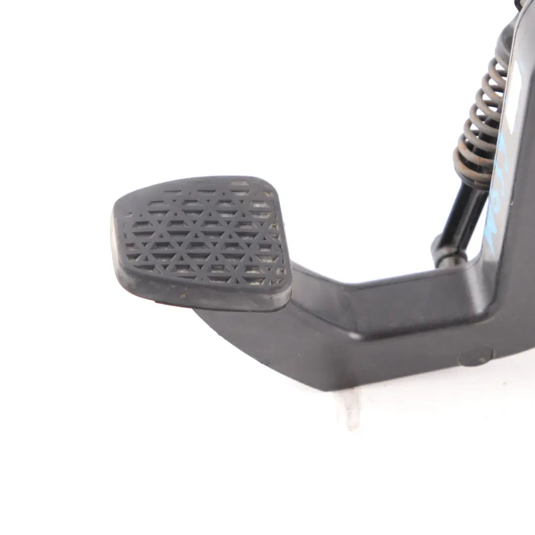 Clutch Pedal Mercedes Vito Viano W639 Manual Pedal Assembly to with Part number A6392900016 Clutch Pedal Mercedes Vito Viano W639 Manual Pedal Assembly - SKU A6392900016 - Part number A6392900016