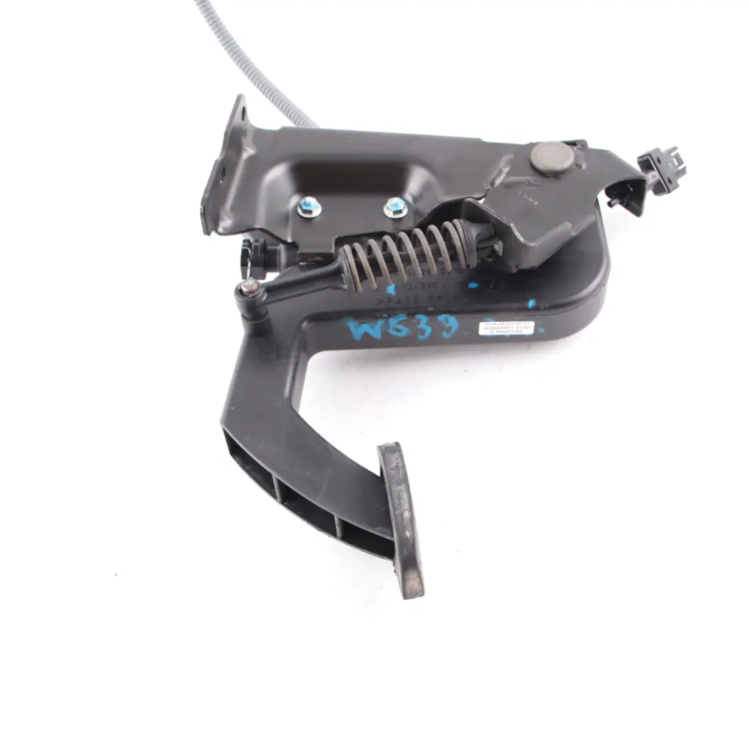  Clutch Pedal Mercedes Vito Viano W639 Manual Pedal Assembly - SKU A6392900016 - Part number A6392900016
