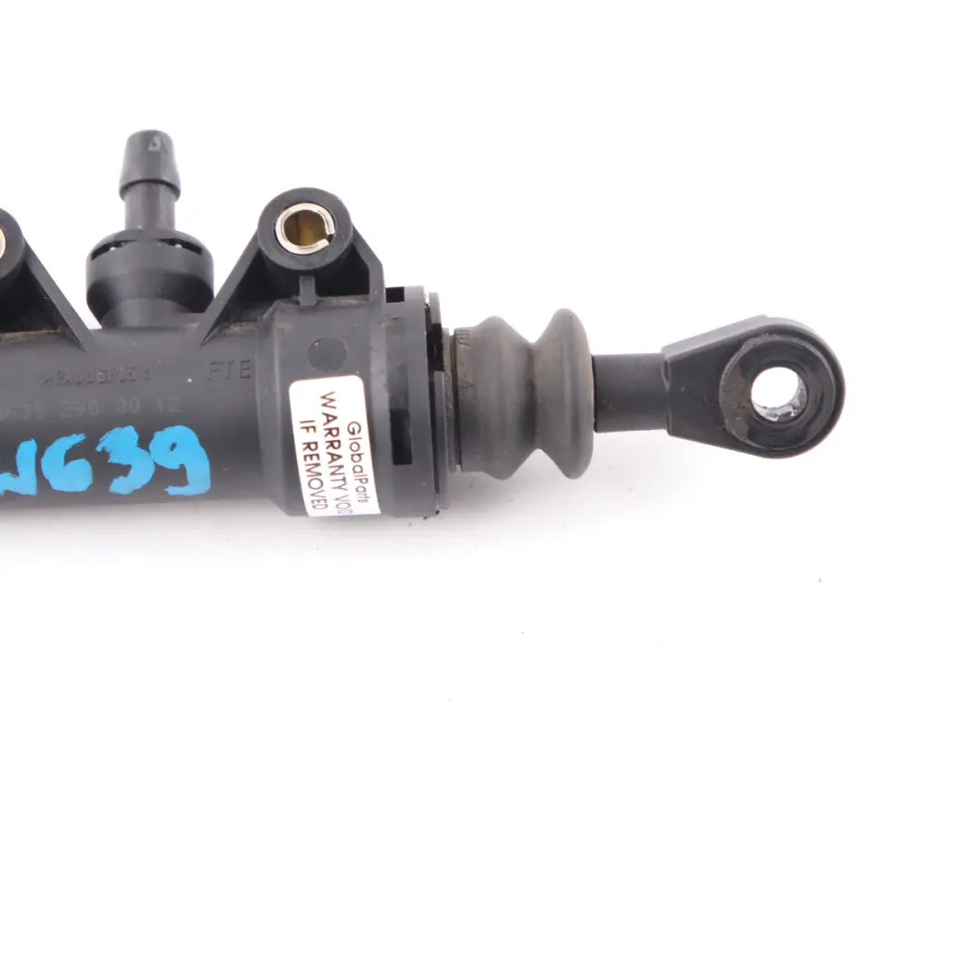 Clutch Master Cylinder A6392900012 to Mercedes Vito Viano W639 with Part number A6392900112 Mercedes Vito Viano W639 Clutch Master Cylinder A6392900012 - SKU A6392900112 - Part number A6392900112
