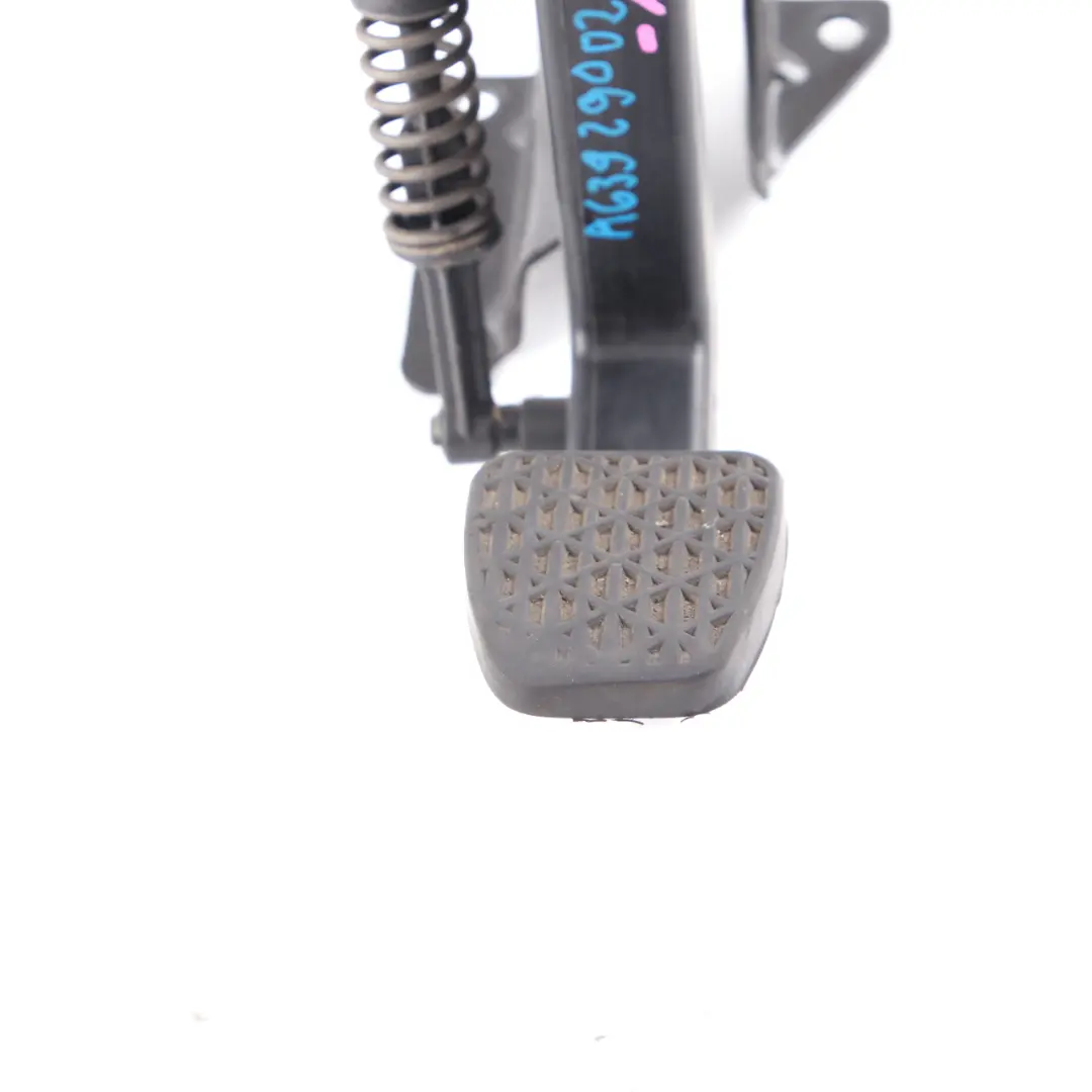 Clutch Pedal Unit Manual Transmission to Mercedes Vito Viano W639 with Part number A6392900216 Mercedes Vito Viano W639 Clutch Pedal Unit Manual Transmission - SKU A6392900216-1 - Part number A6392900216