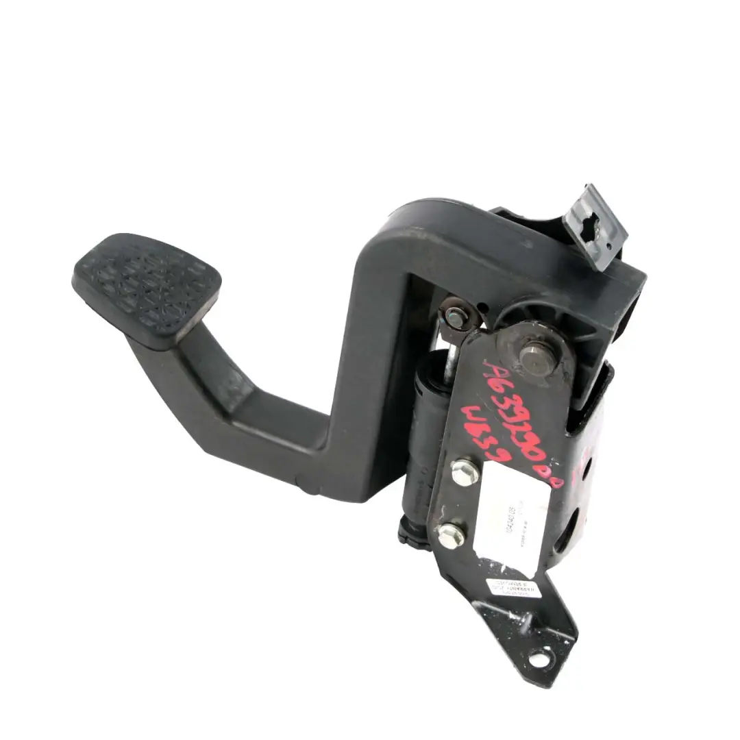 Clutch Pedal Unit Manual Transmission to Mercedes Vito Viano W639 with Part number A6392900216 Mercedes Vito Viano W639 Clutch Pedal Unit Manual Transmission - SKU A6392900216 - Part number A6392900216
