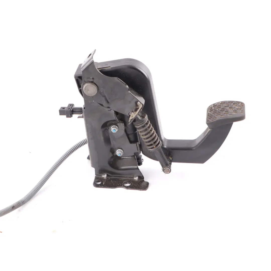  Clutch Pedal Mercedes Vito Viano W639 Manual Pedal Assembly - SKU A6392904501-1 - Part number A6392904501