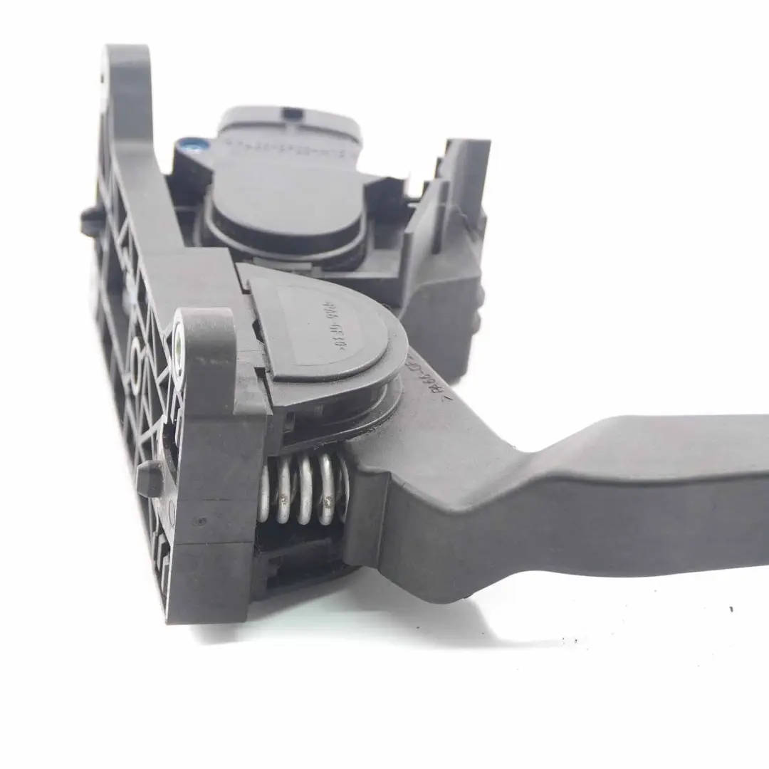 Throttle Accelerator Pedal Unit Assembly to Mercedes Vito Viano W639 with Part number A6393000704 Mercedes Vito Viano W639 Throttle Accelerator Pedal Unit Assembly - SKU A6393000704 - Part number A6393000704