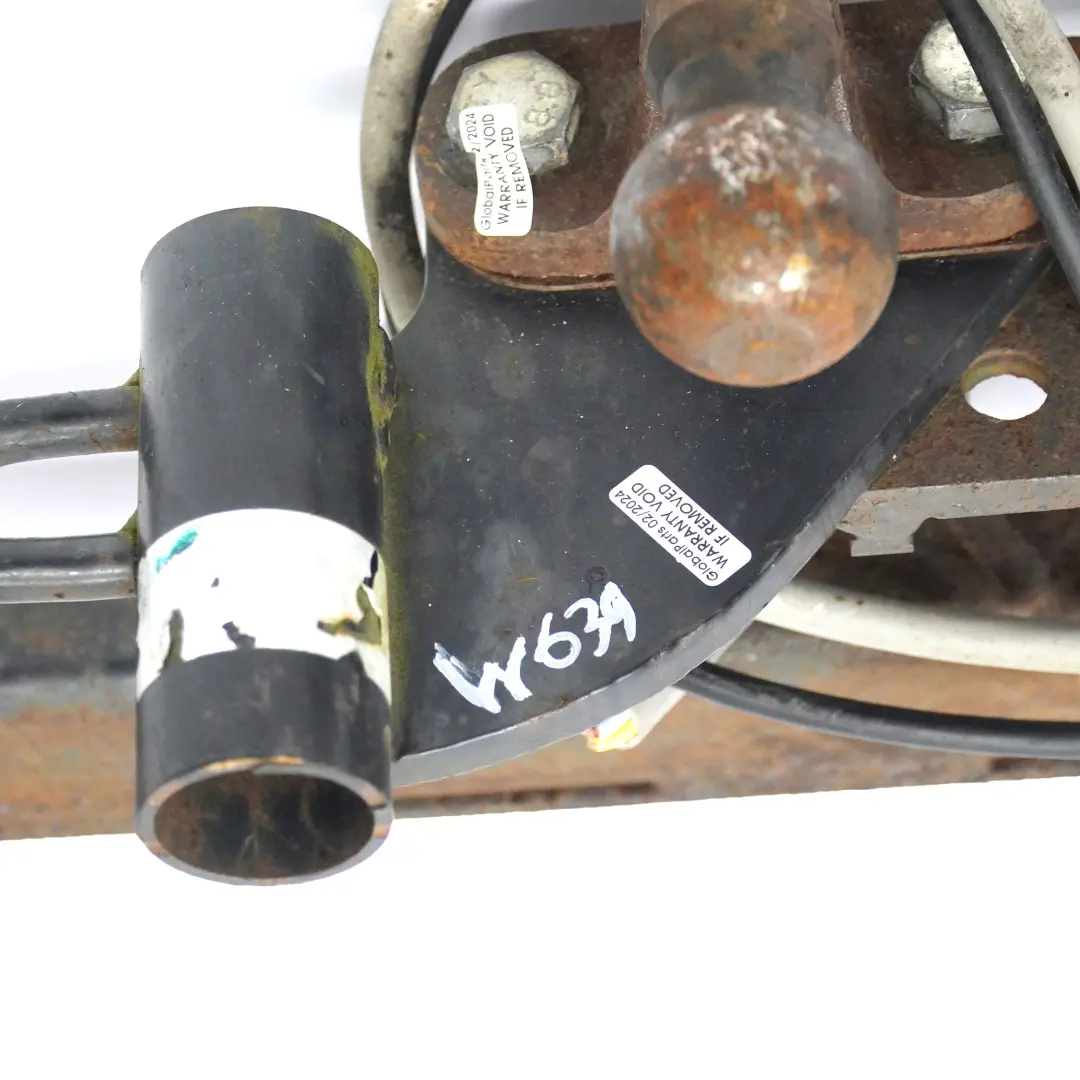 Anhängerkupplung hinten Mechanismus Stoßstange Träger für Mercedes Vito W639 mit Teilenummer A6393101495 Mercedes Vito W639 Anhängerkupplung hinten Mechanismus Stoßstange Träger - SKU A6393101495-1 - Teilenummer A6393101495