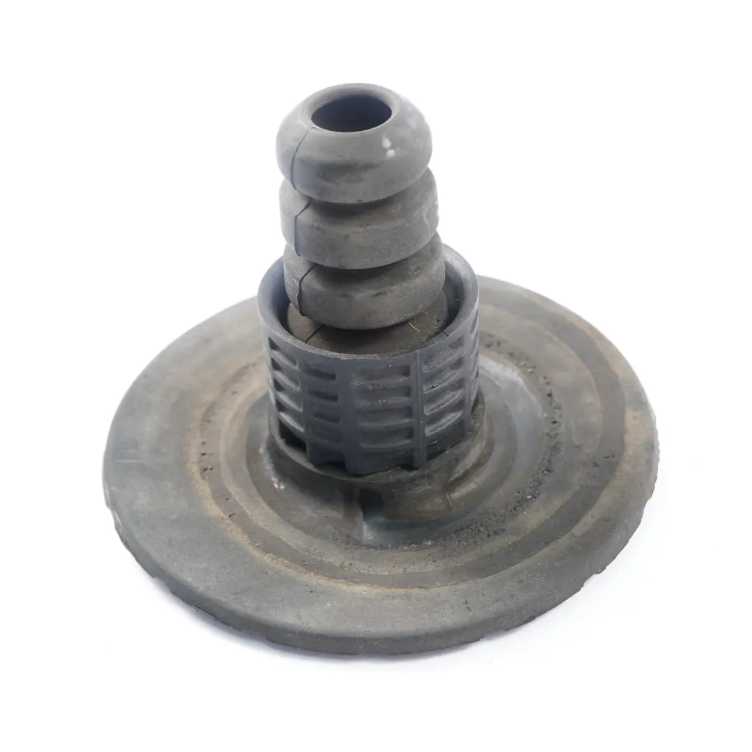 Tampone gomma Assale Posteriore Supporto Sospensione per Mercedes Vito W639 con numero di parte A6393240308 Mercedes Vito W639 Tampone gomma Assale Posteriore Supporto Sospensione - SKU A6393240308 - Numero di parte A6393240308