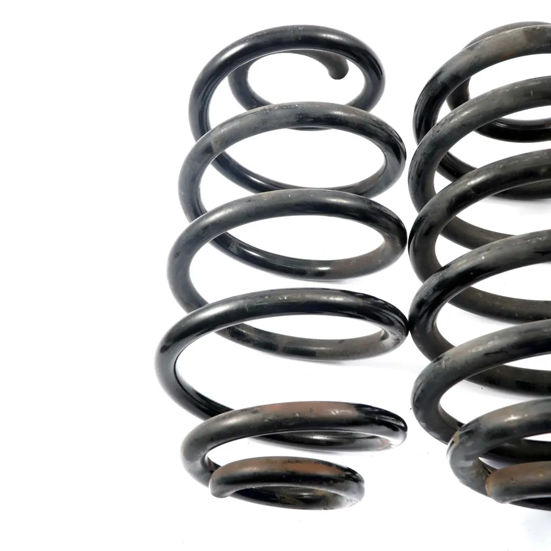 Set sospensioni asse posteriore con molla elicoidale per Mercedes W639 con numero di parte A6393240504 Mercedes W639 Set sospensioni asse posteriore con molla elicoidale - SKU A6393240504 - Numero di parte A6393240504