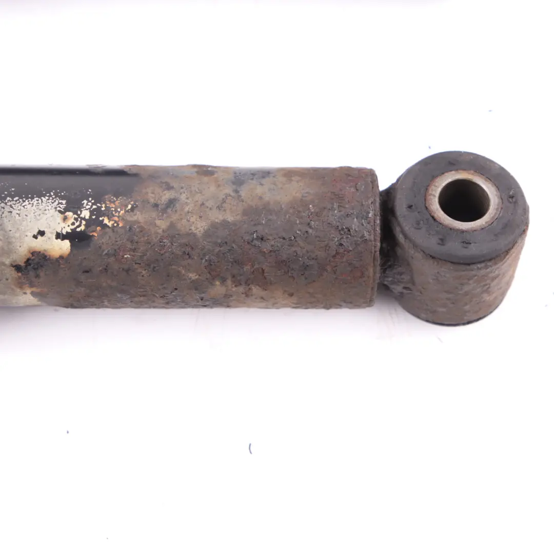 Dämpferstrebe Hinten Links Rechts Stoßdämpfer Satz für Mercedes W639 mit Teilenummer A6393262100 Mercedes W639 Dämpferstrebe Hinten Links Rechts Stoßdämpfer Satz - SKU A6393262100 - Teilenummer A6393262100