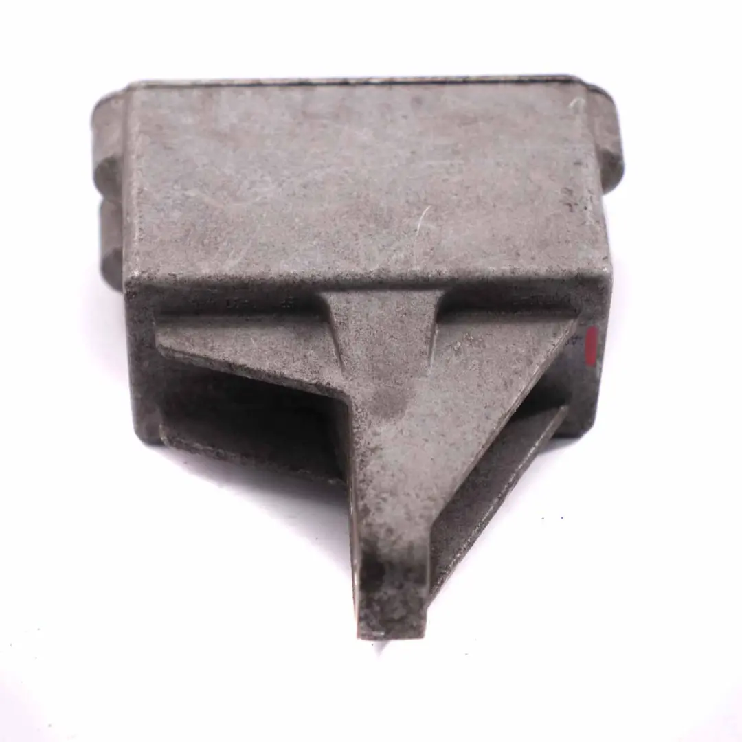 Axle Differential Holder Mount Bracket to Mercedes Vito W639 Rear with Part number A6393500372 Mercedes Vito W639 Rear Axle Differential Holder Mount Bracket - SKU A6393500372 - Part number A6393500372