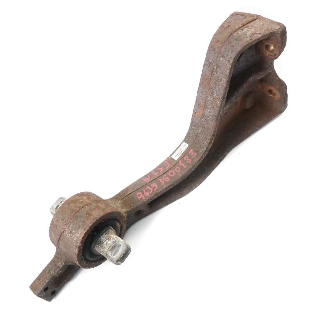 Soporte Diferencial Mercedes Vito W639 Soporte Eje Trasero para con número de pieza A6393500485 Soporte Diferencial Mercedes Vito W639 Soporte Eje Trasero - SKU A6393500485 - Número de pieza A6393500485