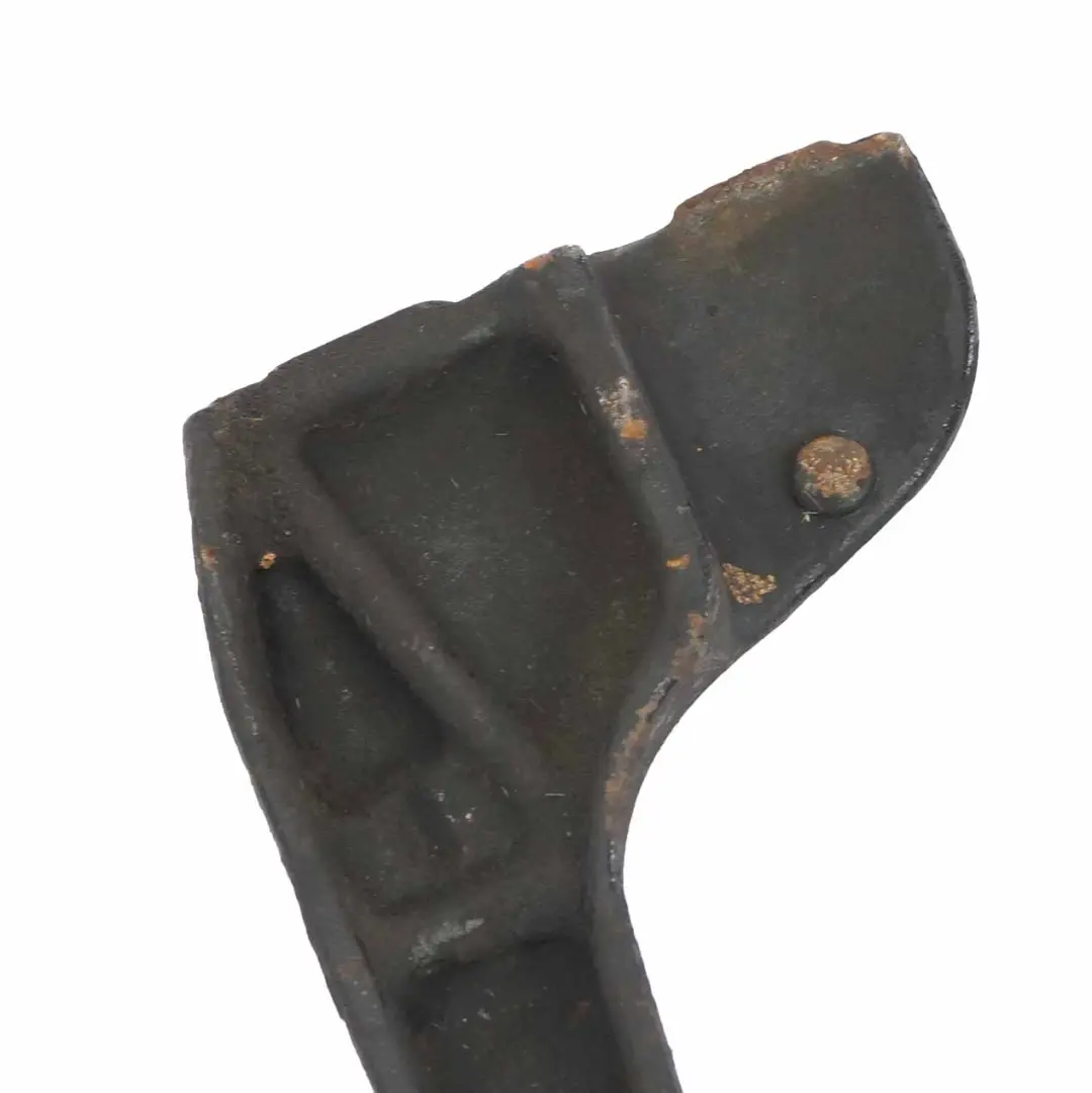 Differential Hinterachsgetriebe Halterung für Mercedes W639 mit Teilenummer A6393500585 Mercedes W639 Differential Hinterachsgetriebe Halterung - SKU A6393500585 - Teilenummer A6393500585