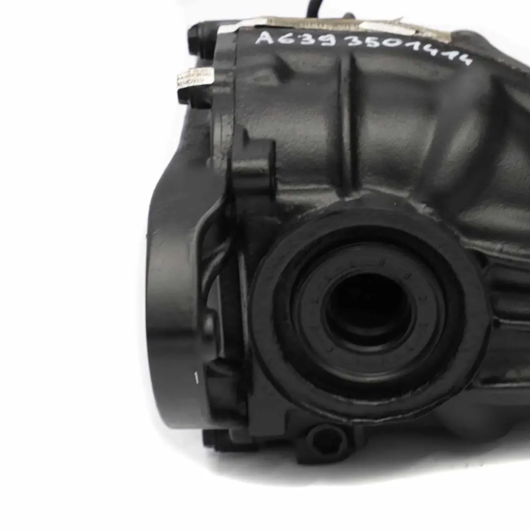 Différentiel arrière Essieu 3,273 GARANTIE pour Mercedes Vito W639 à propos du numéro de pièce A6393501414 Mercedes Vito W639 Différentiel arrière Essieu 3,273 GARANTIE - SKU A6393501414 - Numéro de pièce A6393501414