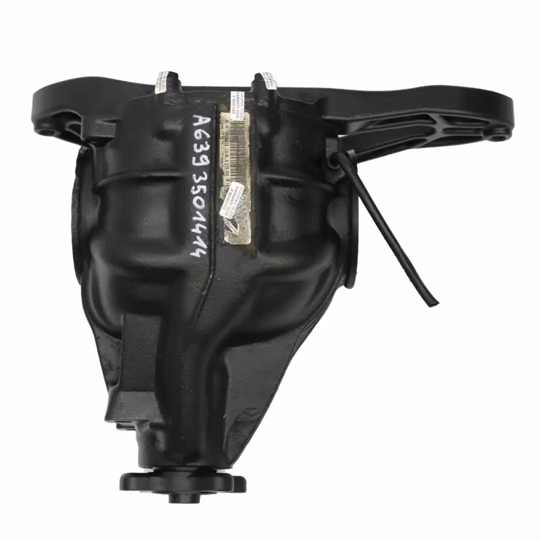 Eje Diferencial Trasero 3.273 GARANTIA para Mercedes Vito W639 con número de pieza A6393501414 Mercedes Vito W639 Eje Diferencial Trasero 3.273 GARANTIA - SKU A6393501414 - Número de pieza A6393501414