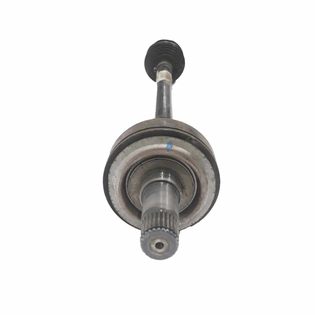 Axle Output Drive Shaft Manual Transmission to Mercedes Vito W639 Rear with Part number A6393502310 Mercedes Vito W639 Rear Axle Output Drive Shaft Manual Transmission - SKU A6393502310 - Part number A6393502310