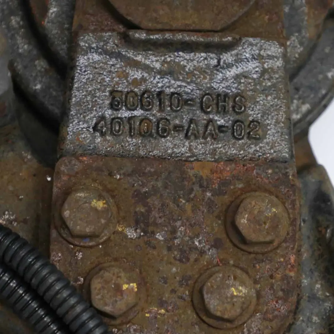 Radnabe links Bein Querlenker torsionssteif Hinterachse für Mercedes W639 mit Teilenummer A6393504701 Mercedes W639 Radnabe links Bein Querlenker torsionssteif Hinterachse - SKU A6393504701-2 - Teilenummer A6393504701