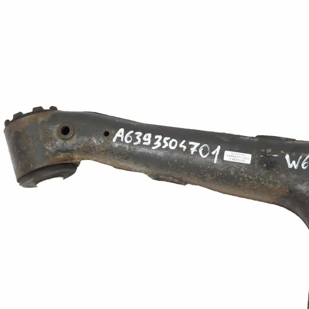 Mercedes Vito W639 Moyeu de Roue Arrière Gauche Jambe de Suspension Porte-Roue - SKU A6393504701 - Numéro de pièce A6393504701