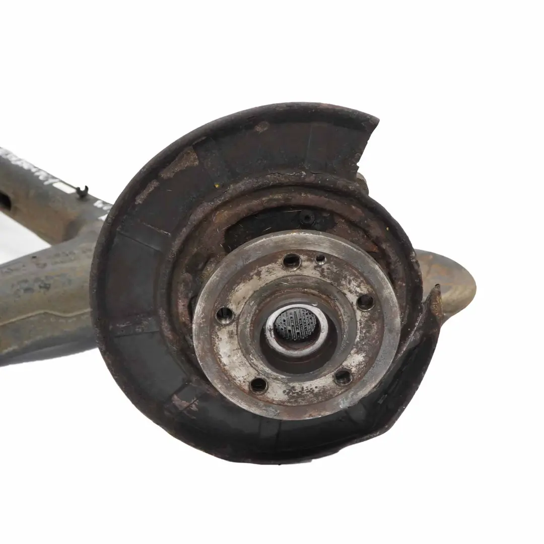 Mercedes Vito W639 Moyeu de Roue Arrière Gauche Jambe de Suspension Porte-Roue - SKU A6393504701 - Numéro de pièce A6393504701