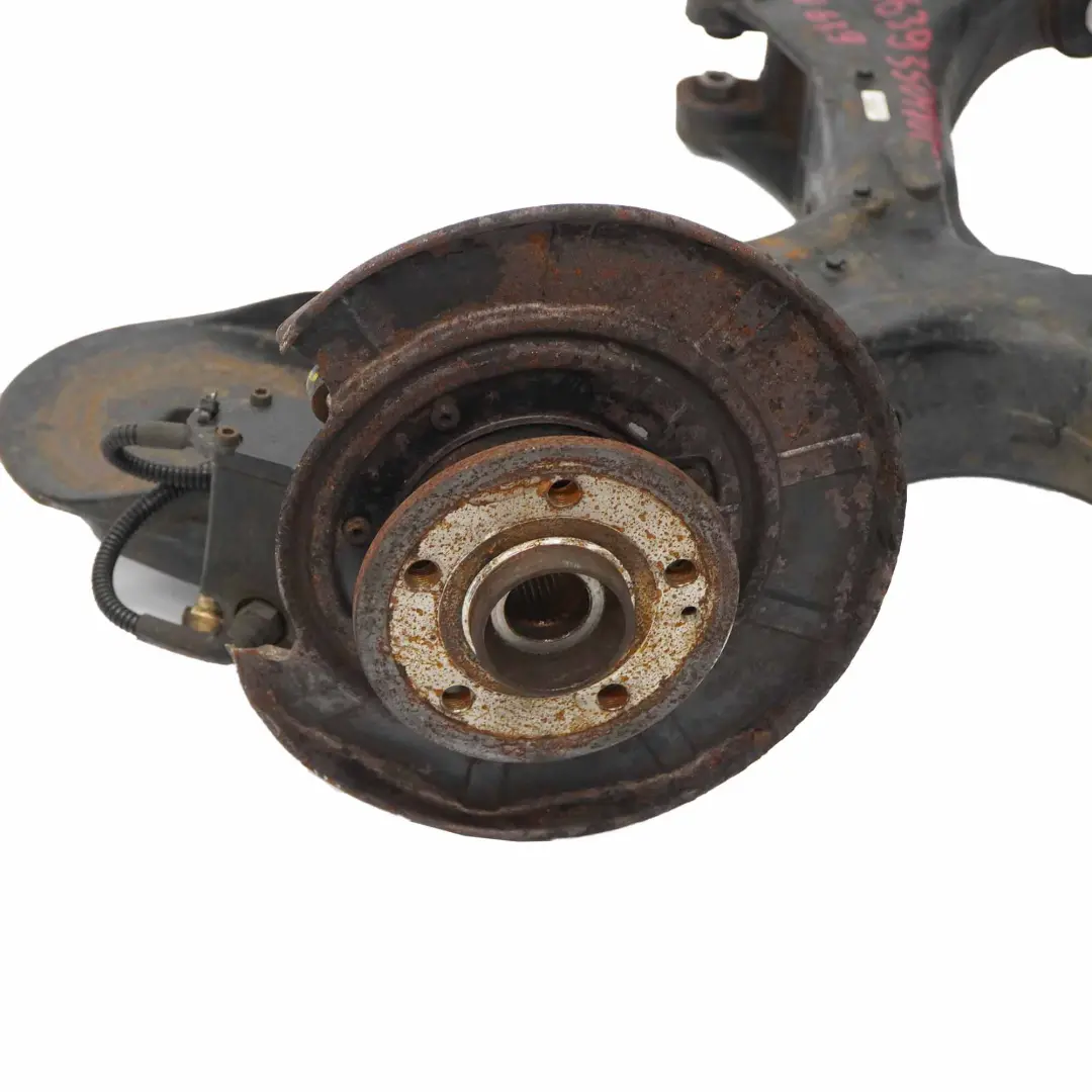 Mozzo Ruota Posteriore Destro Gamba di Sospensione Assale per Mercedes Vito W639 con numero di parte A6393504801 Mercedes Vito W639 Mozzo Ruota Posteriore Destro Gamba di Sospensione Assale - SKU A6393504801-1 - Numero di parte A6393504801