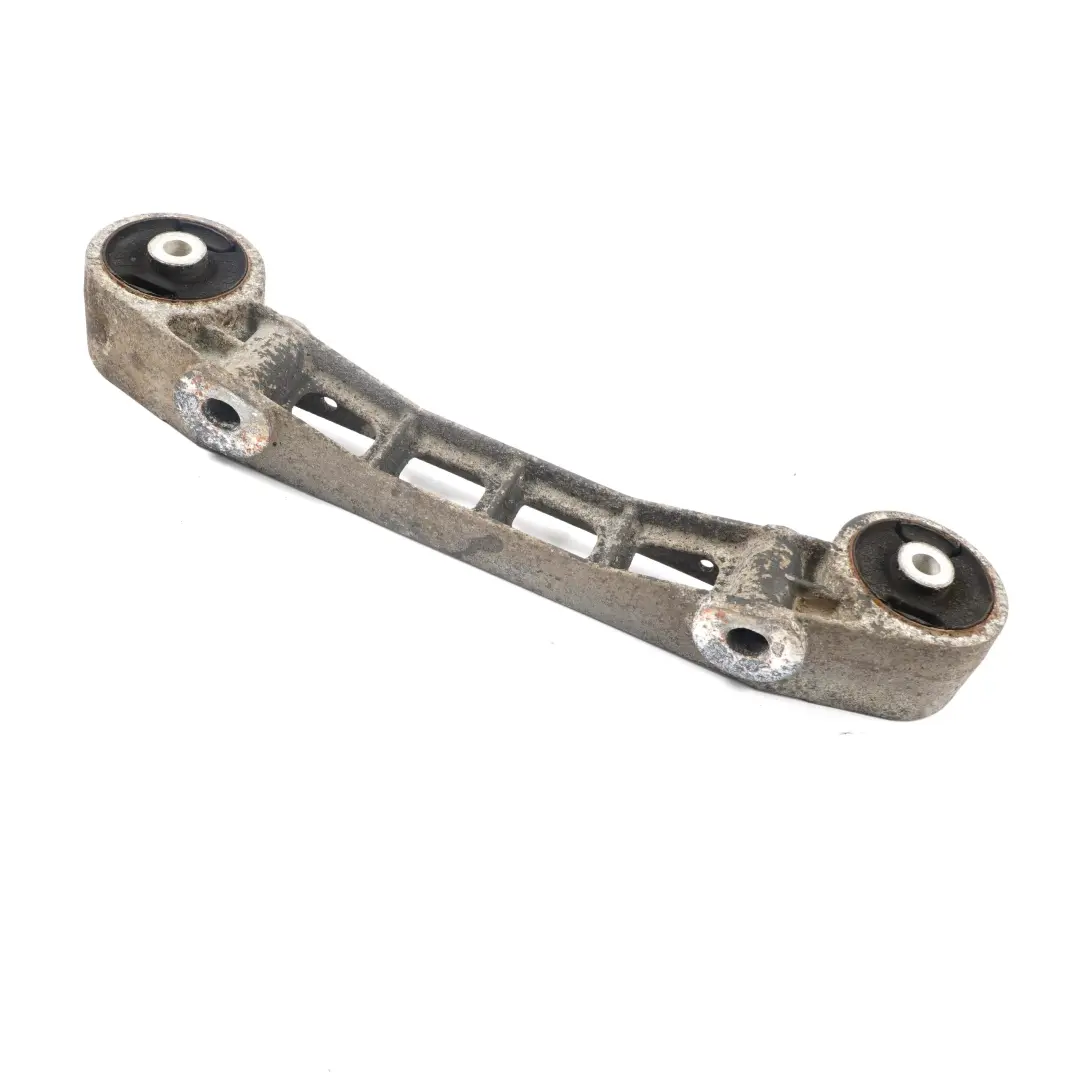 Trasero Subchasis Cuna Soporte Diferencial Soporte montaje para Mercedes Vito W639 con número de pieza A6393506101 Mercedes Vito W639 Trasero Subchasis Cuna Soporte Diferencial Soporte montaje - SKU A6393506101 - Número de pieza A6393506101