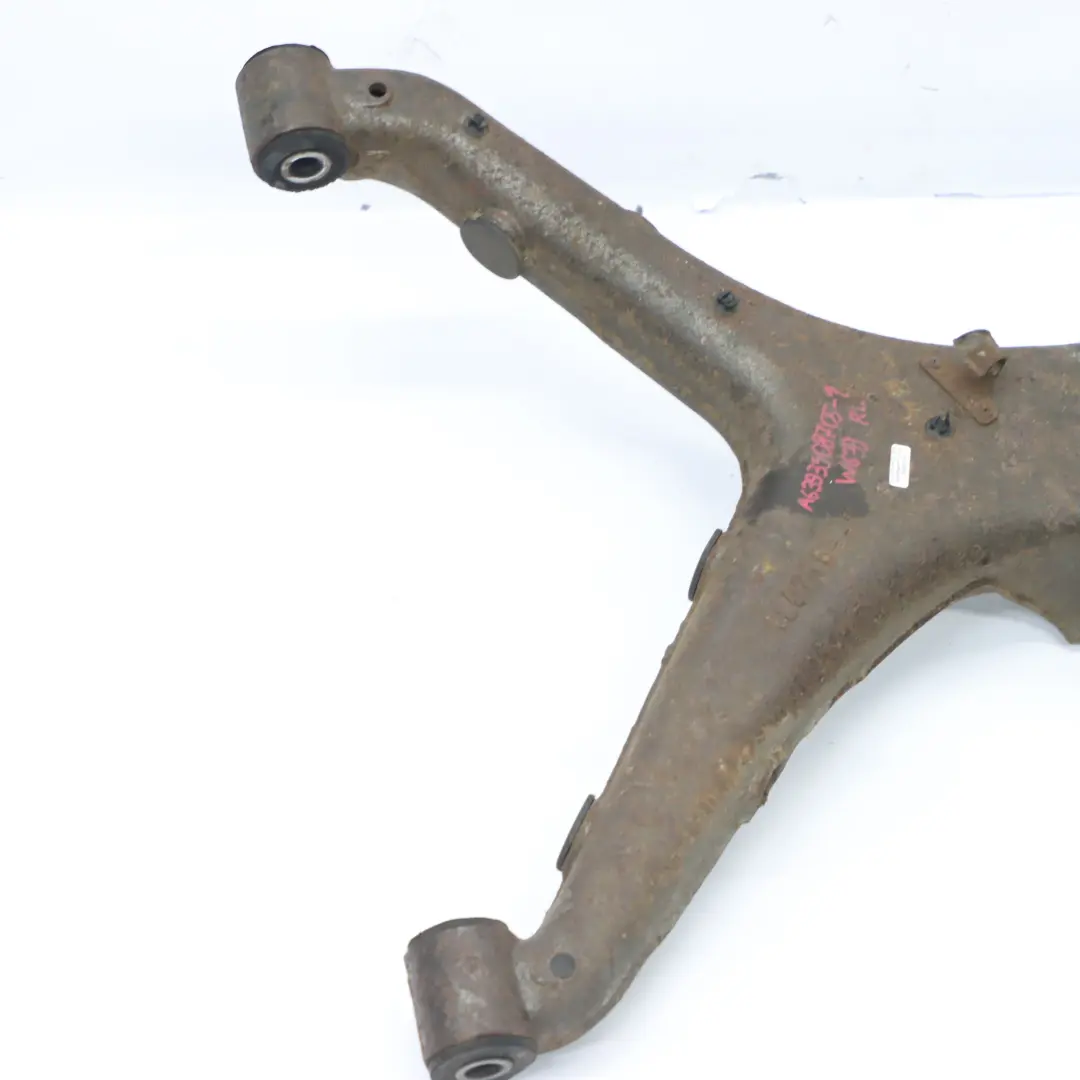 Mercedes Vito W639 Wheel Hub Rear Left N/S Suspension Leg Wheel Carrier Axle - SKU A6393508705-1 - Part number A6393508705