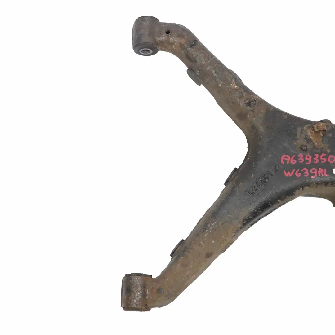 Mercedes Vito W639 Moyeu de Roue Arrière Gauche Jambe de Suspension Porte-Roue - SKU A6393508705 - Numéro de pièce A6393508705