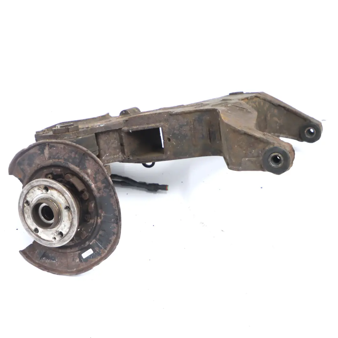 Zwrotnica Piasta Zawieszenia Koła Lewa Tylna Noga do Mercedes Vito W639 o numerze A6393508905 Mercedes Vito W639 Zwrotnica Piasta Zawieszenia Koła Lewa Tylna Noga - SKU A6393508905 - Numer Części A6393508905