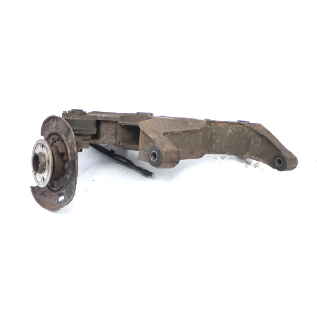 Mercedes Vito W639 Mozzo ruota posteriore sinistro Gamba Assale portaruota - SKU A6393508905 - Numero di parte A6393508905