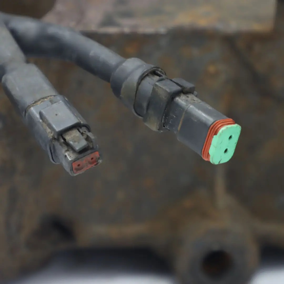 Mozzo ruota posteriore sinistro Gamba Assale portaruota per Mercedes Vito W639 con numero di parte A6393508905 Mercedes Vito W639 Mozzo ruota posteriore sinistro Gamba Assale portaruota - SKU A6393508905 - Numero di parte A6393508905