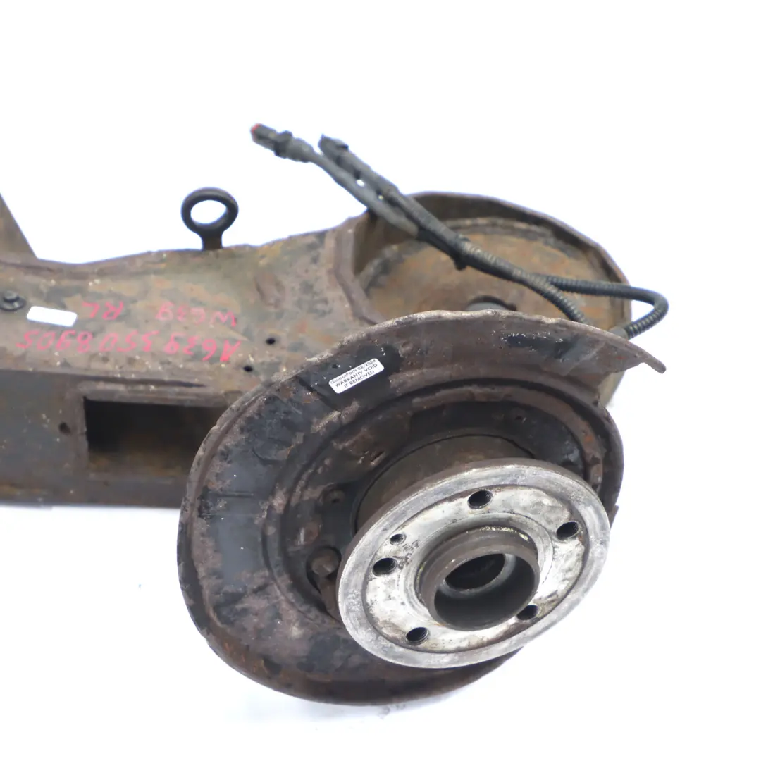 Radnabe hinten linksAufhängung Bein Radträger Achse für Mercedes Vito W639 mit Teilenummer A6393508905 Mercedes Vito W639 Radnabe hinten linksAufhängung Bein Radträger Achse - SKU A6393508905 - Teilenummer A6393508905
