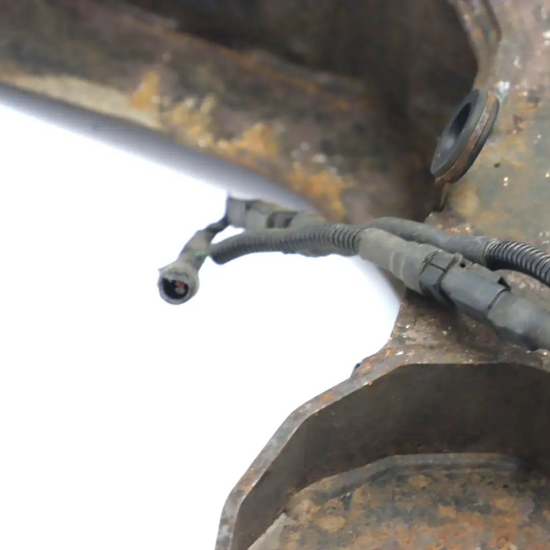 cubo de rueda trasera derecha Suspensión Pierna Rueda Eje para Mercedes Vito W639 con número de pieza A6393509005 Mercedes Vito W639 cubo de rueda trasera derecha Suspensión Pierna Rueda Eje - SKU A6393509005 - Número de pieza A6393509005