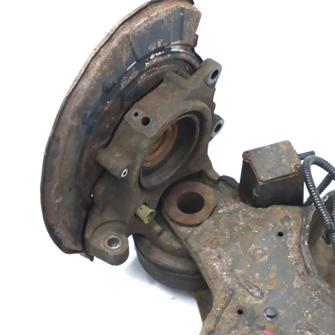 Mercedes Vito W639 cubo de rueda trasera derecha Suspensión Pierna Rueda Eje - SKU A6393509005 - Número de pieza A6393509005