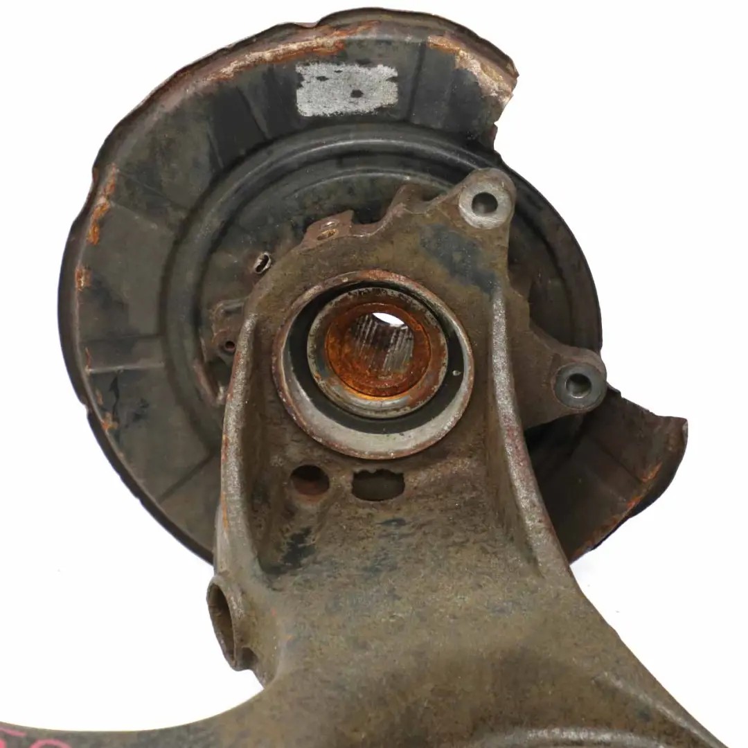Mercedes Vito W639 Moyeu de Roue Arrière Droite Jambe de Suspension Porte-Roue - SKU A6393522504 - Numéro de pièce A6393522504