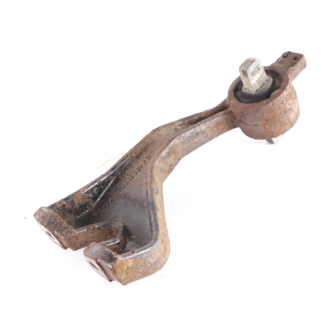 Supporto Differenziale Asse Posteriore A6393530595 per Mercedes Vito W639 con numero di parte A6393530495 Mercedes Vito W639 Supporto Differenziale Asse Posteriore A6393530595 - SKU A6393530495 - Numero di parte A6393530495