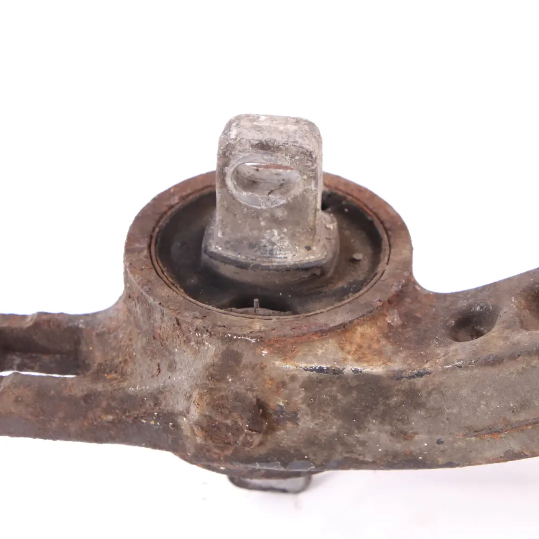 Supporto supporto differenziale asse posteriore per Mercedes Vito W639 con numero di parte A6393530595 Mercedes Vito W639 Supporto supporto differenziale asse posteriore - SKU A6393530595 - Numero di parte A6393530595