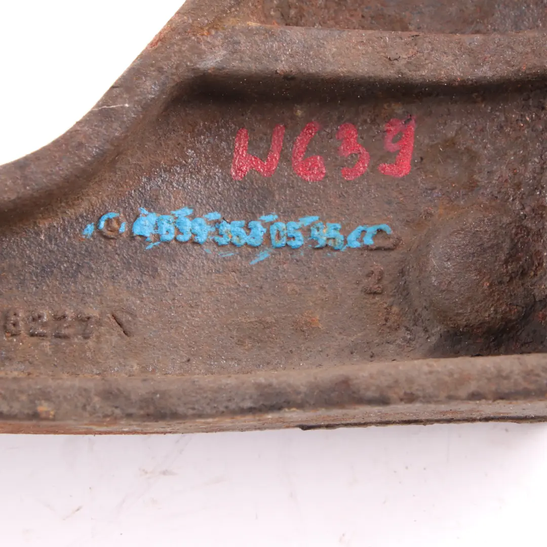 Eje Trasero Soporte Diferencial para Mercedes Vito W639 con número de pieza A6393530595 Mercedes Vito W639 Eje Trasero Soporte Diferencial - SKU A6393530595 - Número de pieza A6393530595