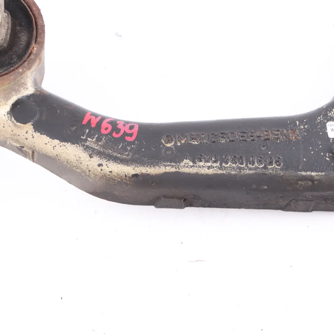 Axle Differential Holder Mount Bracket to Mercedes Vito W639 Rear with Part number A6393530695 Mercedes Vito W639 Rear Axle Differential Holder Mount Bracket - SKU A6393530695 - Part number A6393530695