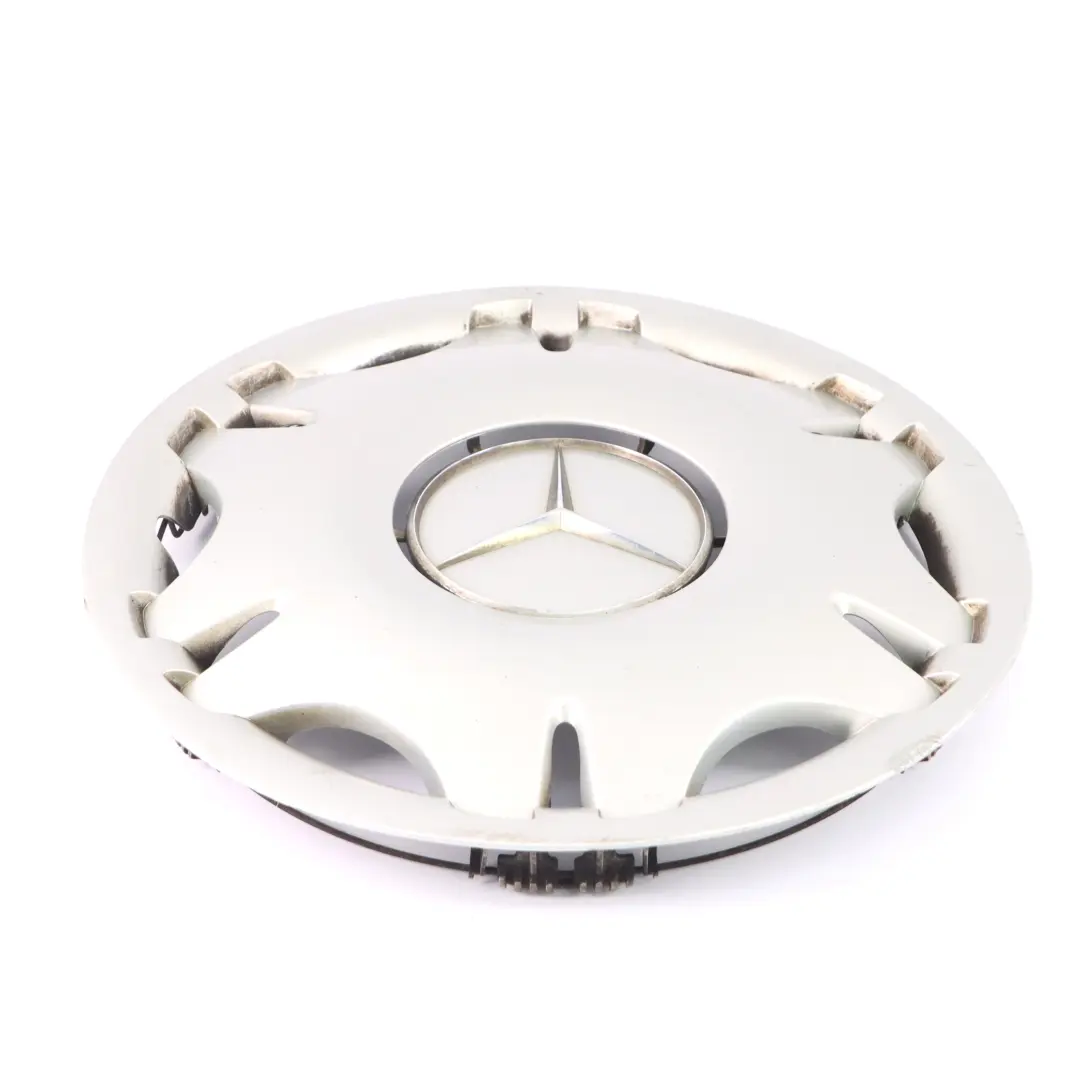 Copricerchio 16'' Centro Coperchio mozzo Argento per Mercedes Vito W639 con numero di parte A6394000025 Mercedes Vito W639 Copricerchio 16'' Centro Coperchio mozzo Argento - SKU A6394000025 - Numero di parte A6394000025