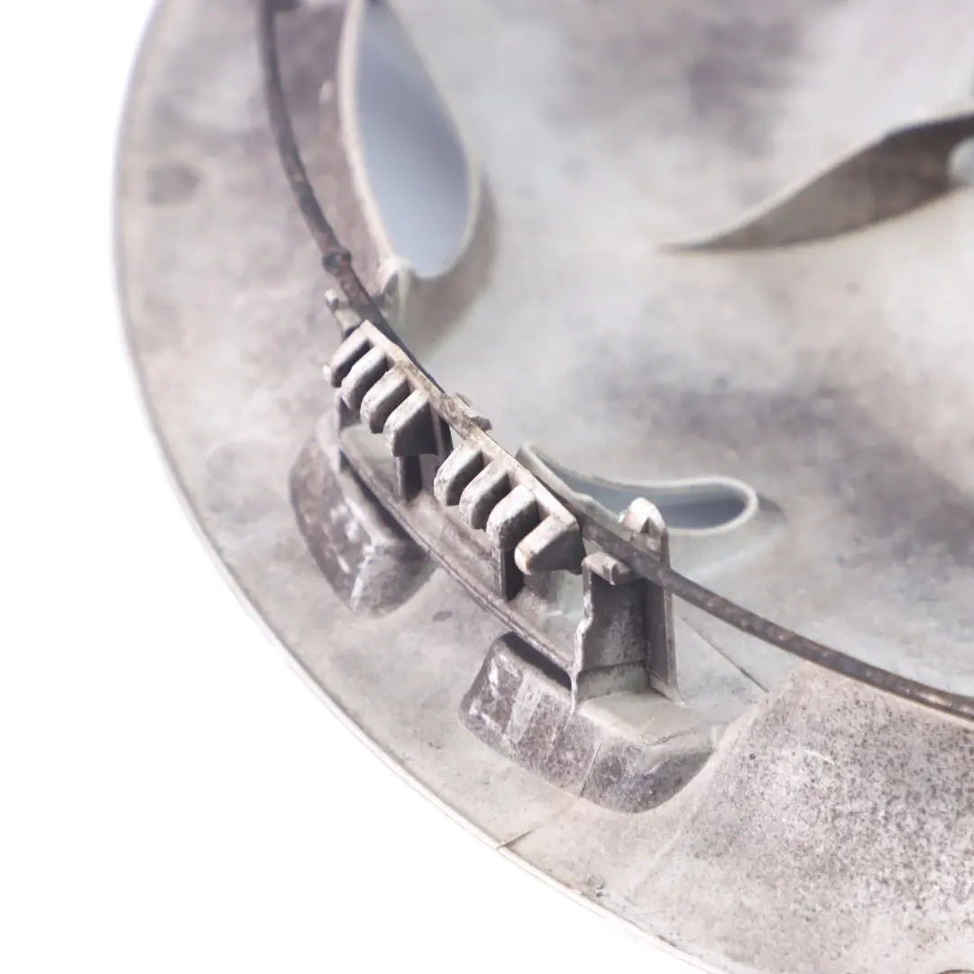 Radkappe 16'' Zentrum Nabe Abdeckung Silber für Mercedes Vito W639 mit Teilenummer A6394000025 Mercedes Vito W639 Radkappe 16'' Zentrum Nabe Abdeckung Silber - SKU A6394000025 - Teilenummer A6394000025