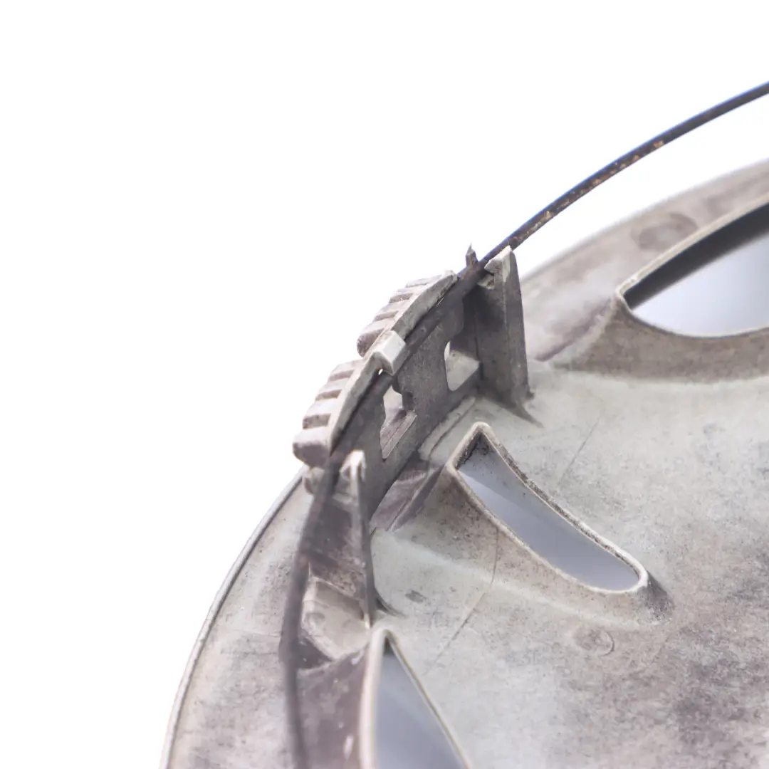 Kołpak Koła Dekiel Srebrny 16'' do Mercedes Vito W639 o numerze A6394000025 Mercedes Vito W639 Kołpak Koła Dekiel Srebrny 16'' - SKU A6394000025 - Numer Części A6394000025