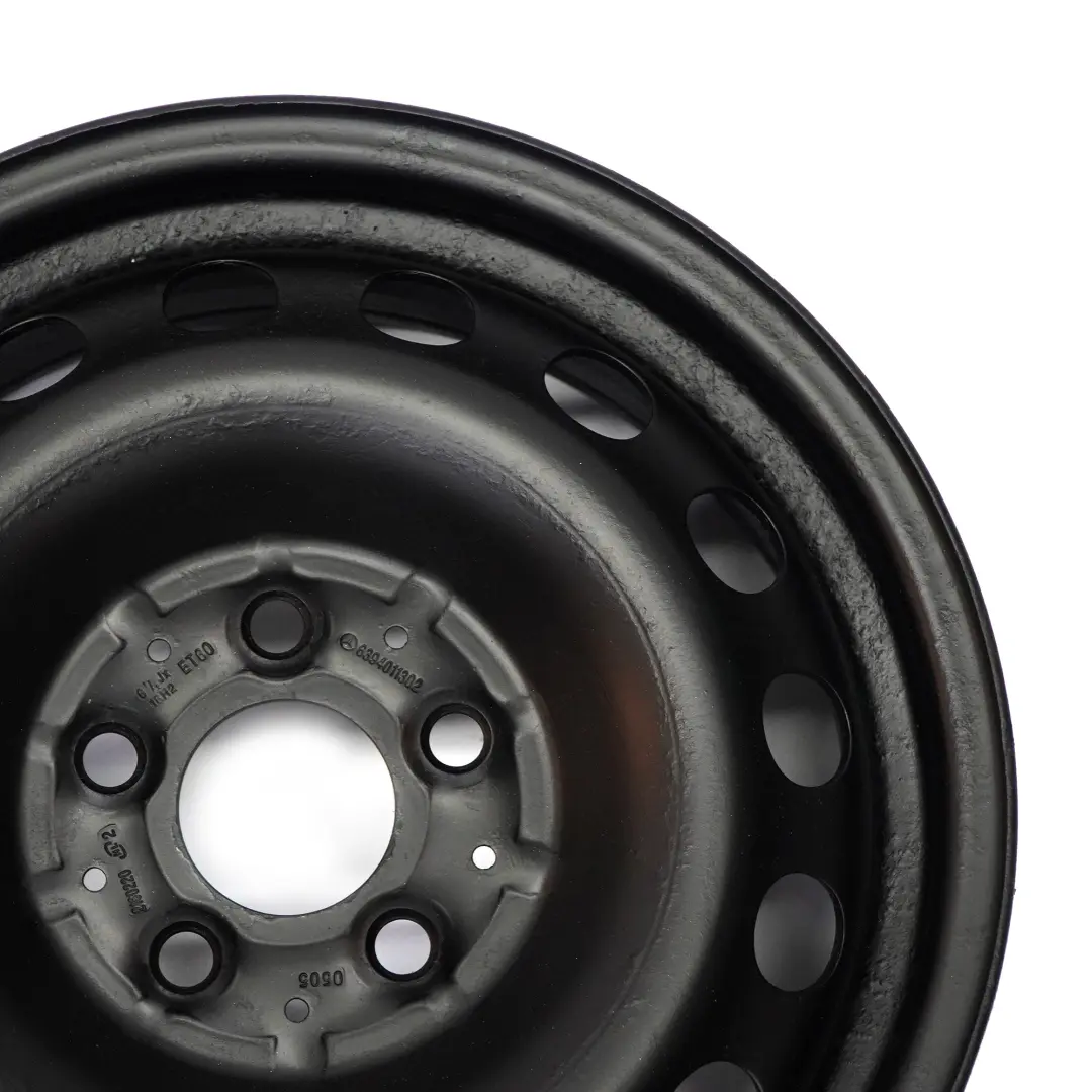 Cerchio in acciaio nero 16" 6,5J ET:60 per Mercedes Viano Vito W639 con numero di parte A6394011302 Mercedes Viano Vito W639 Cerchio in acciaio nero 16" 6,5J ET:60 - SKU A6394011302-4 - Numero di parte A6394011302